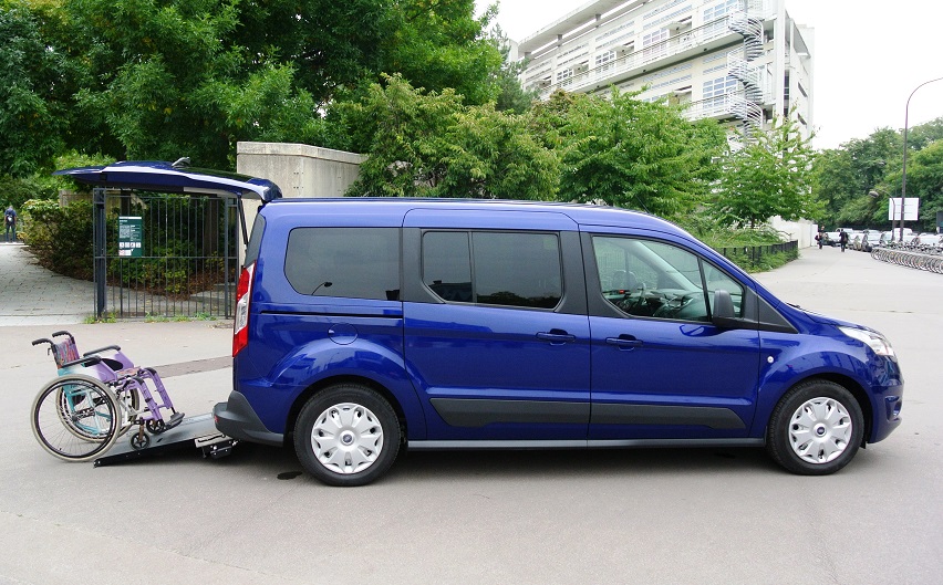 Dacia Dokker décaissé TPMR – Aménagement Transport PMR